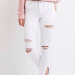 Refuge Distressed White Pants